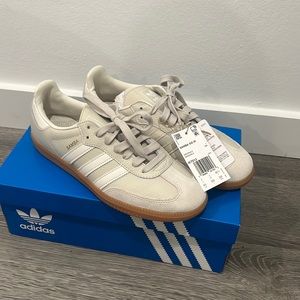 US W8.5 Sambas OG Aluminium / Chalk White / Wonder Beige. Never been worn